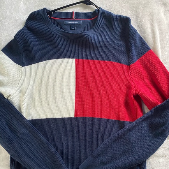 Sweater - Picture 2 of 2